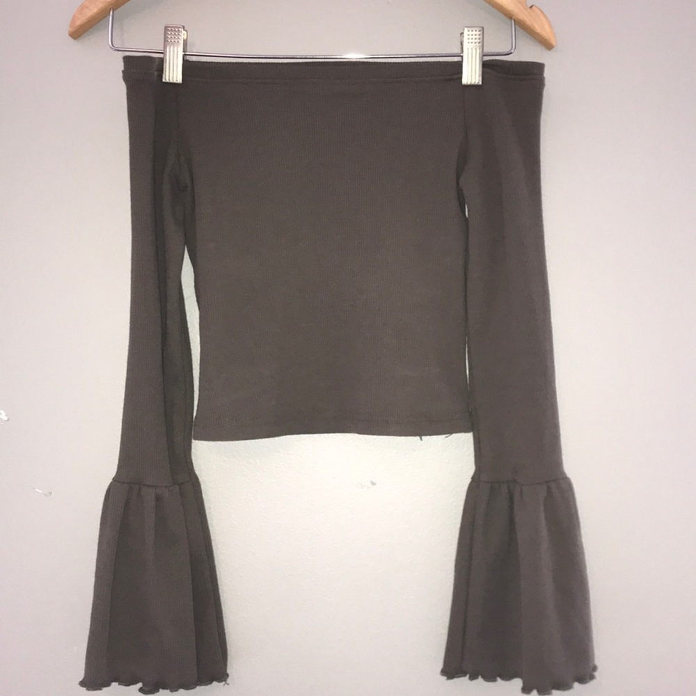 LF gray cold shoulder bell sleeve crop top
